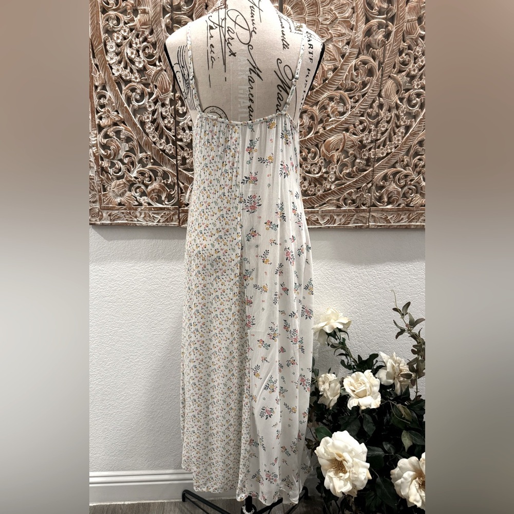 Mudd Super Soft Dainty Floral Boho Country Chic Faux Wrap Midi Summer Dress - Picture 2 of 13